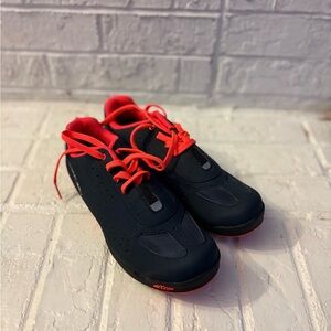 Women’s Dark Knight and Coral Mania Urban Cycling Shoes